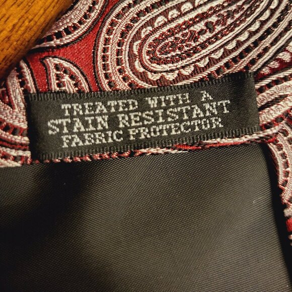 Crazy Horse ~ Paisley Necktie ~ Good Condition - Picture 7 of 8